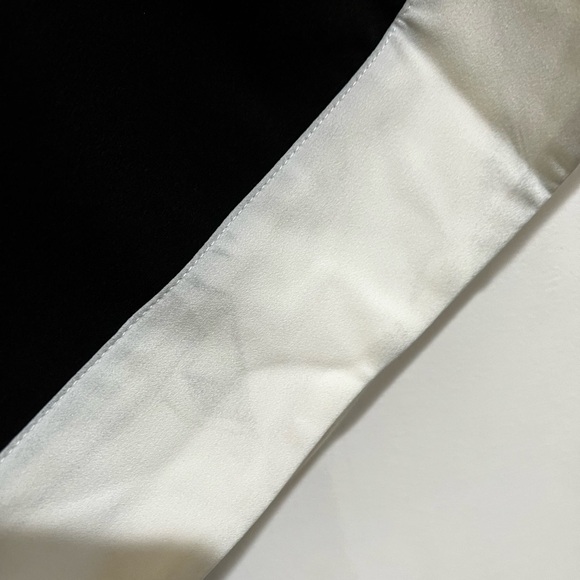 ALI & JAY Elegant Black Dress with White Accents - Picture 2 of 10